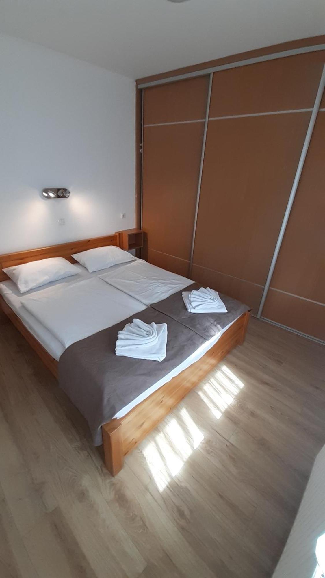 Mary Apartmanhaz Hévíz Exteriér fotografie
