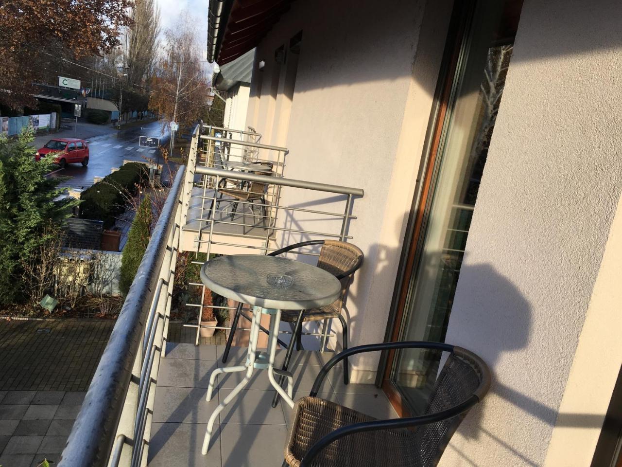 Mary Apartmanhaz Hévíz Exteriér fotografie