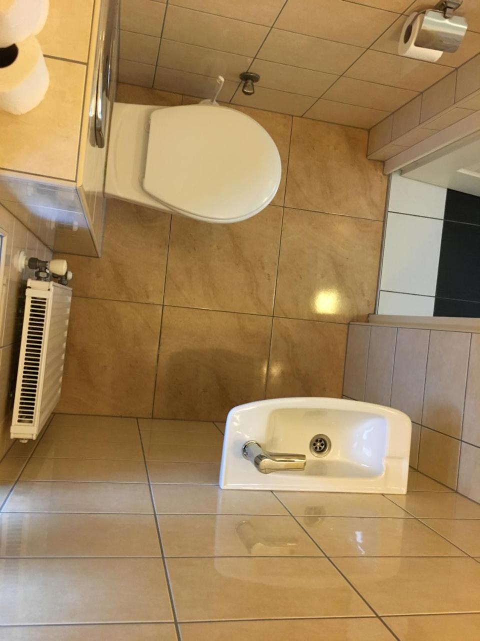 Mary Apartmanhaz Hévíz Exteriér fotografie