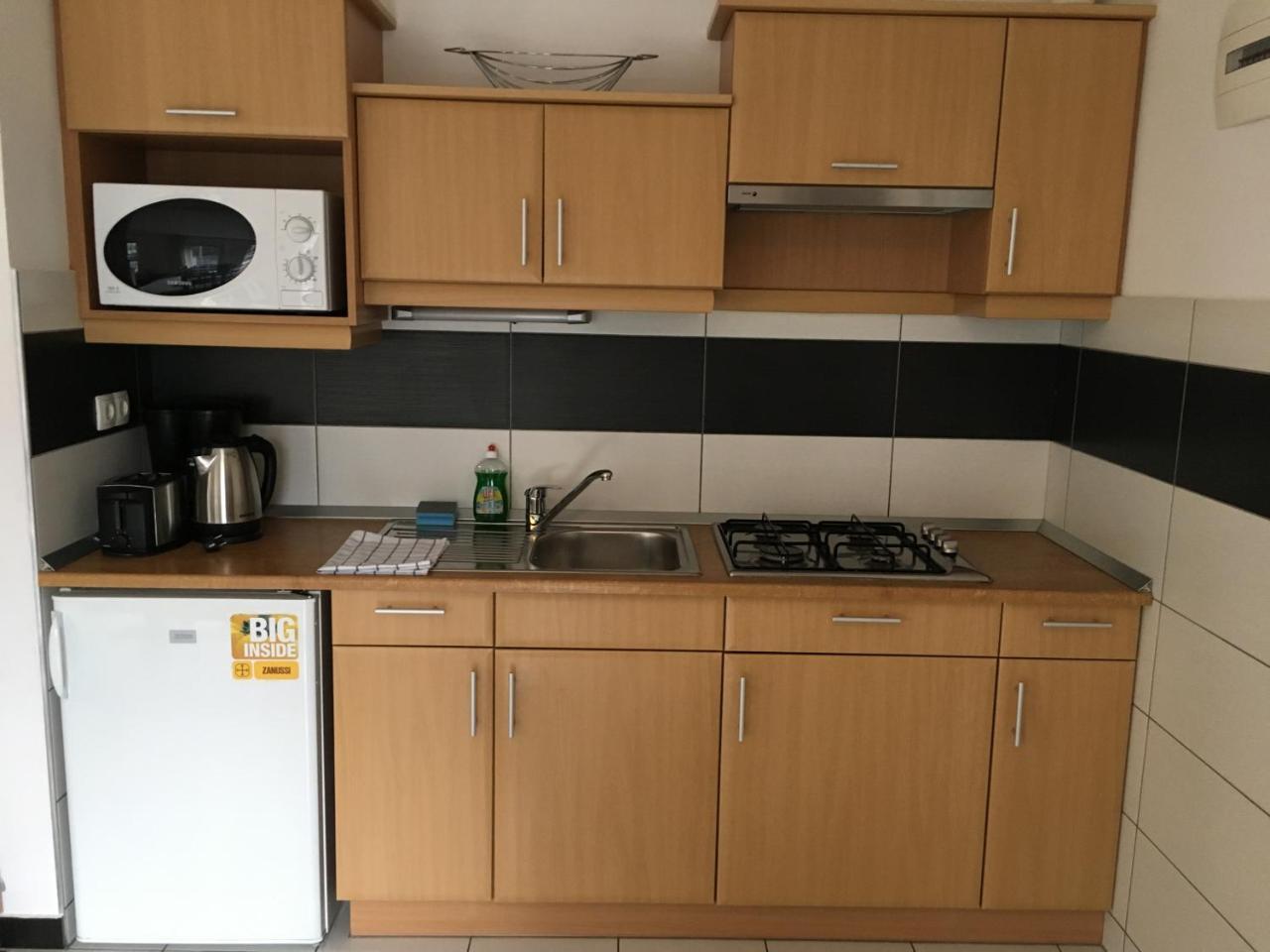 Mary Apartmanhaz Hévíz Exteriér fotografie